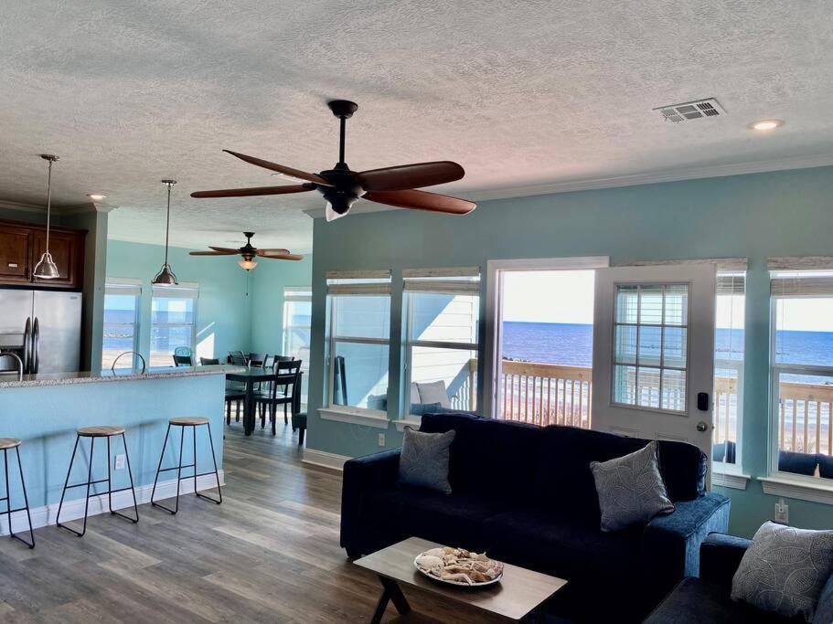 Oceanfront Home Near Hollybeach Cameron Exterior foto